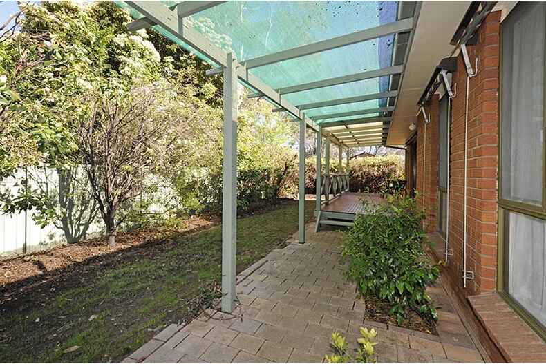 24 Jenner Court Wanniassa