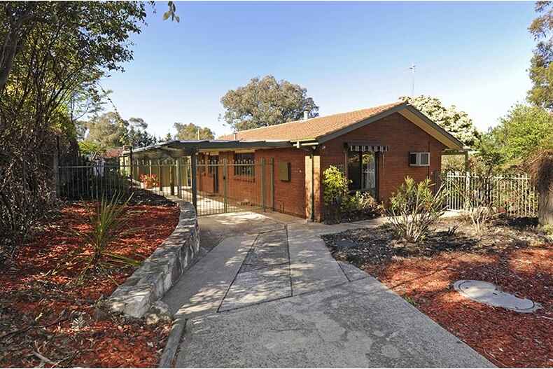 24 Jenner Court Wanniassa