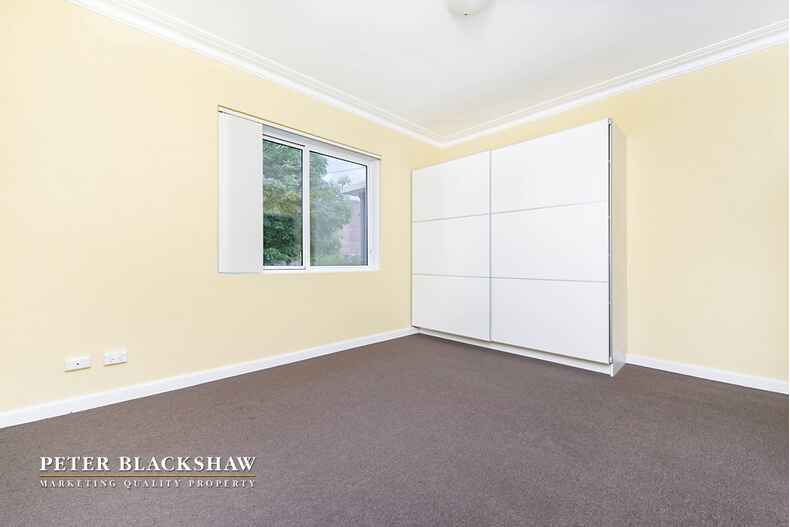 17 Crest road Queanbeyan 17 Crest road Queanbeyan