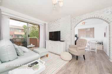 7/4 Mowatt Street  Queanbeyan