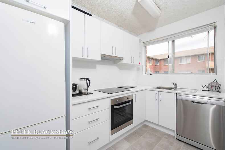 7/4 Mowatt Street  Queanbeyan