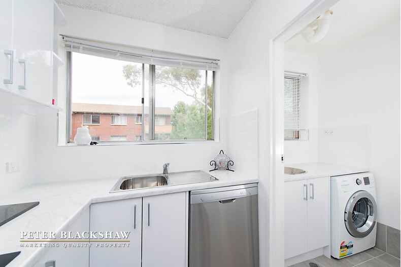 7/4 Mowatt Street  Queanbeyan