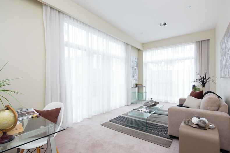 10/15 Dalman Street O'Malley 10/15 Dalman Street O'Malley