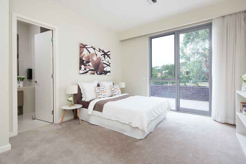 10/15 Dalman Street O'Malley 10/15 Dalman Street O'Malley