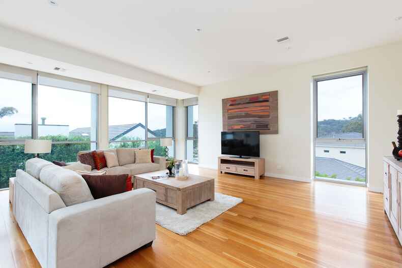 10/15 Dalman Street O'Malley 10/15 Dalman Street O'Malley