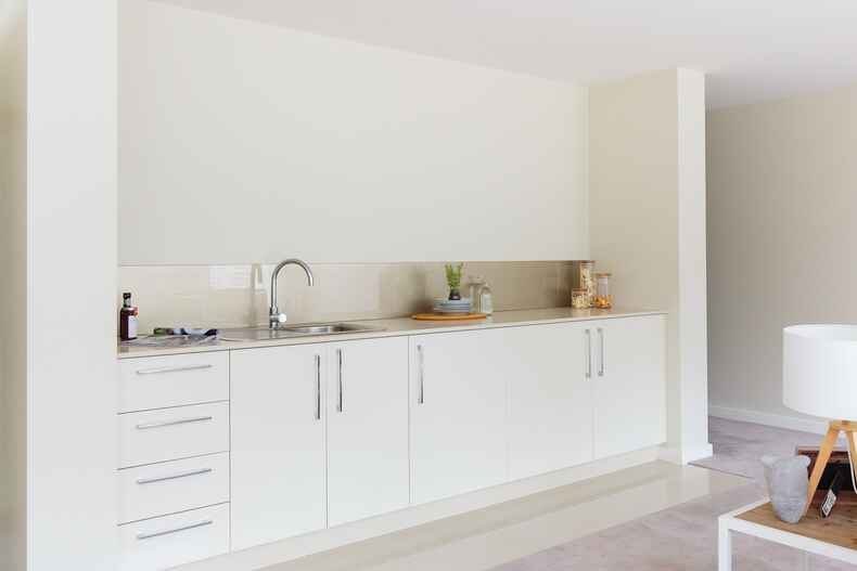 10/15 Dalman Street O'Malley 10/15 Dalman Street O'Malley