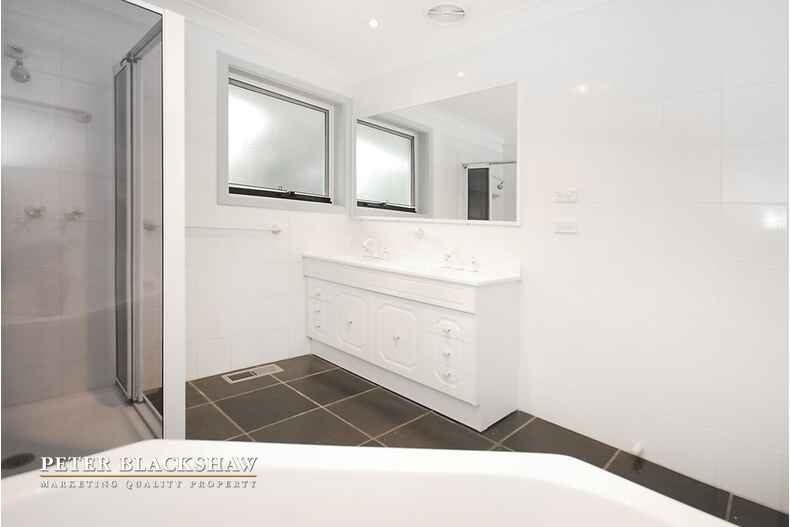 28 Andrew Crescent Calwell 28 Andrew Crescent Calwell