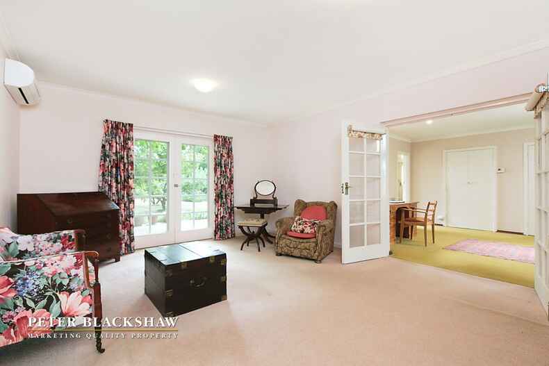 17 Tennyson Crescent Forrest