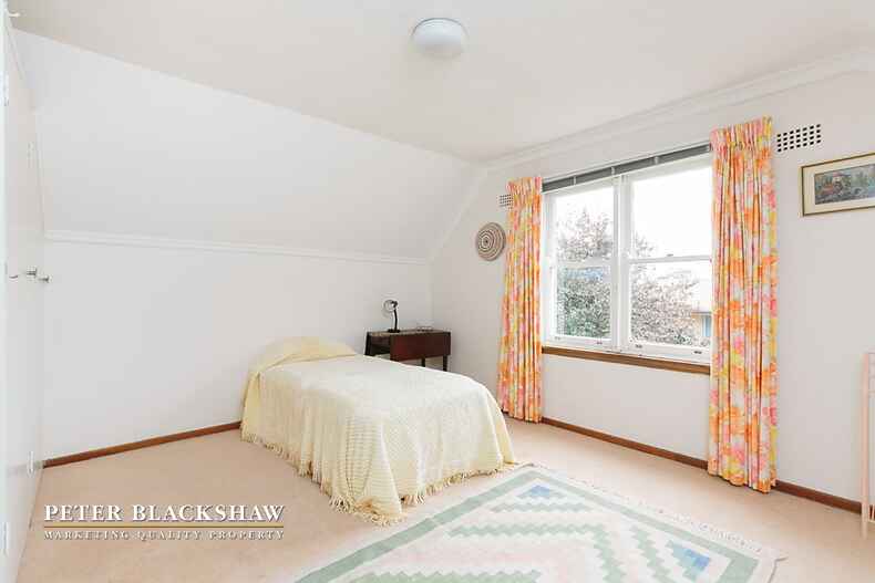 17 Tennyson Crescent Forrest