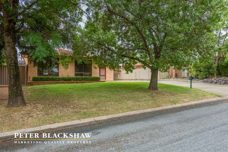 15 Kadina Crescent Isabella Plains