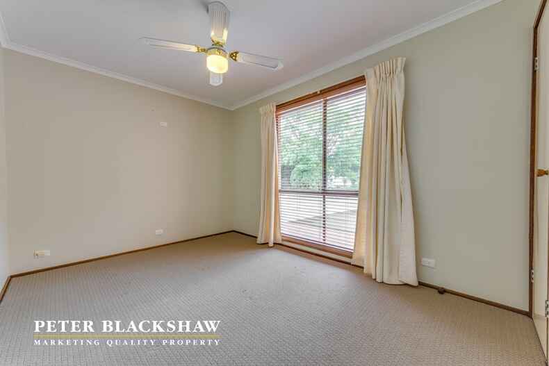 15 Kadina Crescent Isabella Plains 15 Kadina Crescent Isabella Plains