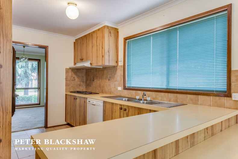 15 Kadina Crescent Isabella Plains 15 Kadina Crescent Isabella Plains