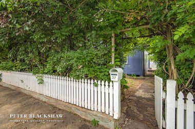 27 Wambool Street Narrabundah