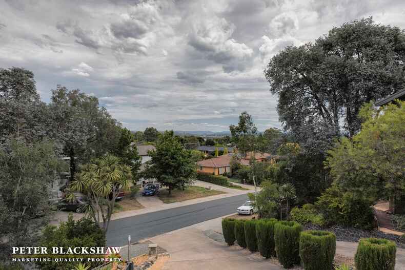 21 Mirrabucca Crescent Giralang 21 Mirrabucca Crescent Giralang