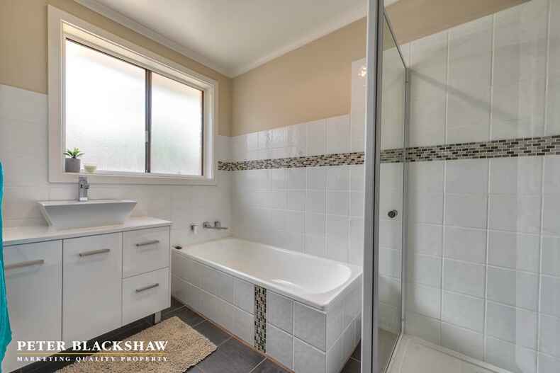 21 Mirrabucca Crescent Giralang 21 Mirrabucca Crescent Giralang