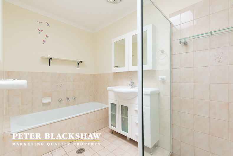 20 Werriwa Crescent Isabella Plains 20 Werriwa Crescent Isabella Plains