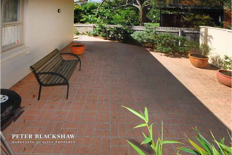 102 Buxton Street Deakin 102 Buxton Street Deakin