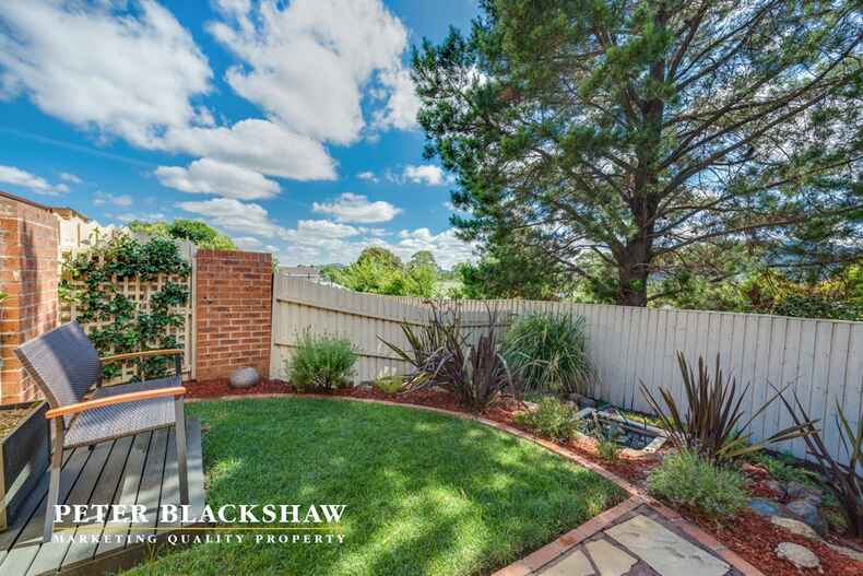 10/7 Justice Place Gordon