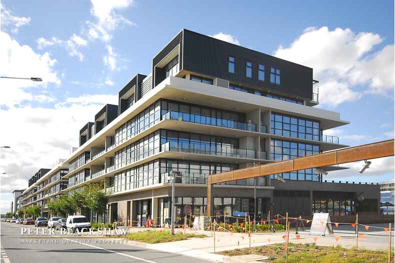 18/35 Eastlake Parade Kingston