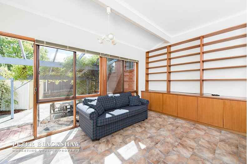 22 Jindivik Place Scullin 22 Jindivik Place Scullin