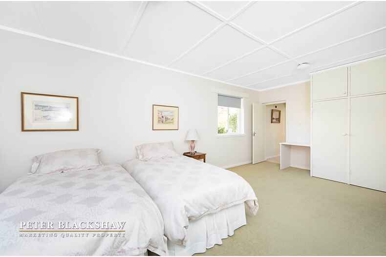 30 Golden Grove Red Hill 30 Golden Grove Red Hill