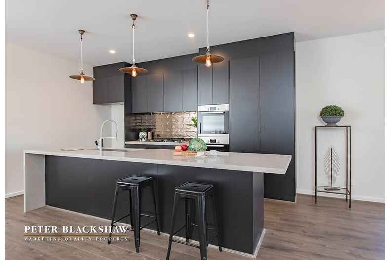 1 Bluskie Place Bungendore