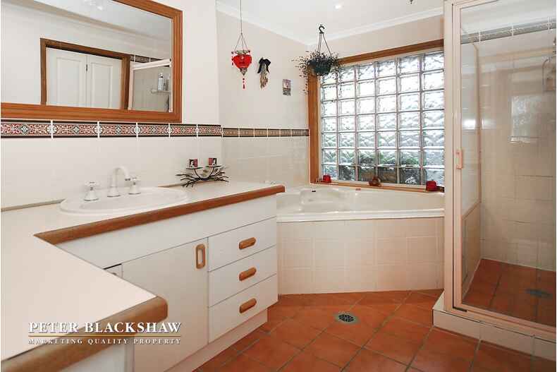 13 Isis Close Amaroo