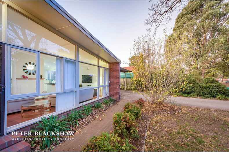 27 Majura Avenue Dickson 27 Majura Avenue Dickson