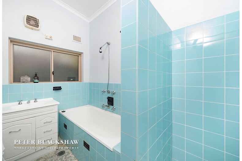 27 Majura Avenue Dickson 27 Majura Avenue Dickson