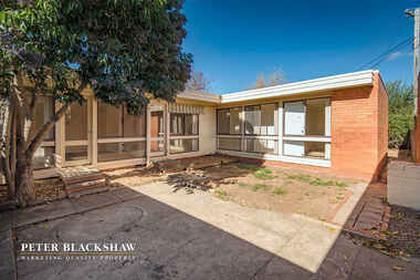 47 Chirnside Circuit  Kambah