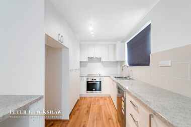 6/3-5 Davison Street Queanbeyan