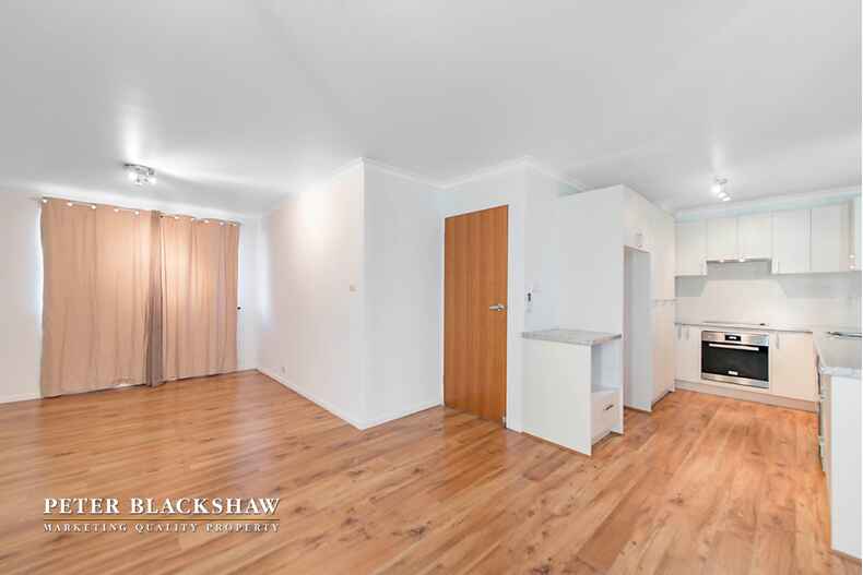 6/3-5 Davison Street Queanbeyan