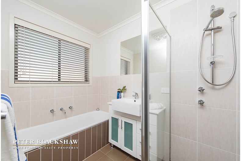 4/8 Murruba Place Jerrabomberra