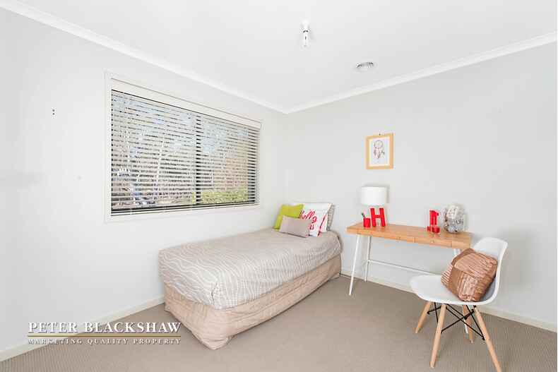 4/8 Murruba Place Jerrabomberra