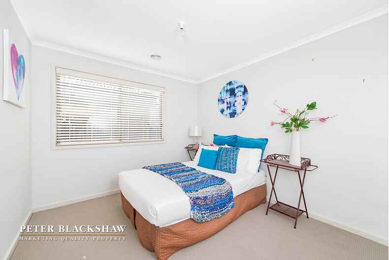 4/8 Murruba Place Jerrabomberra