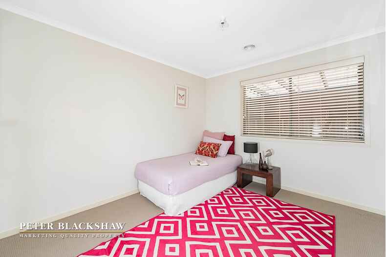 4/8 Murruba Place Jerrabomberra