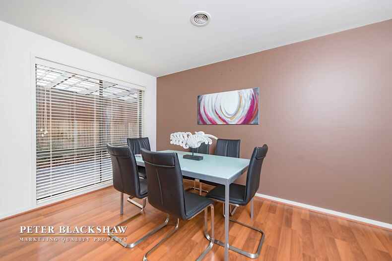 4/8 Murruba Place Jerrabomberra