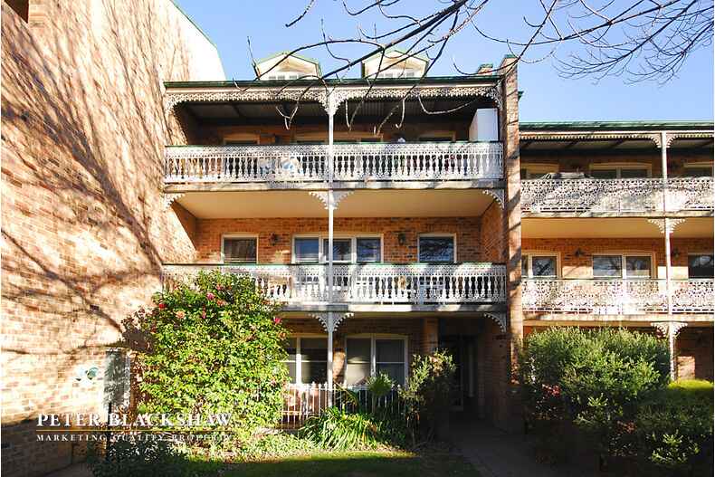 12/3 Allambee Street Reid