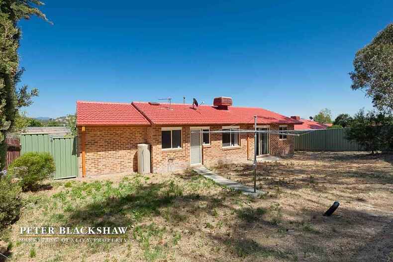 5/26 Christmas Street Theodore 5/26 Christmas Street Theodore