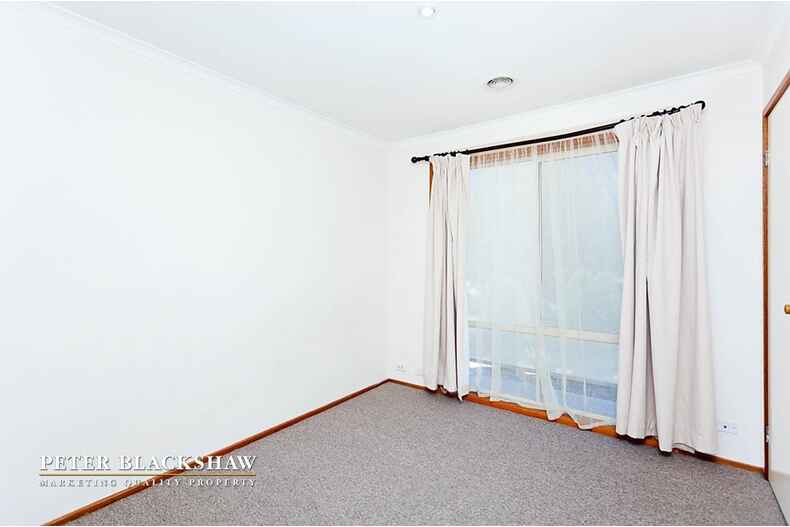 5/26 Christmas Street Theodore 5/26 Christmas Street Theodore