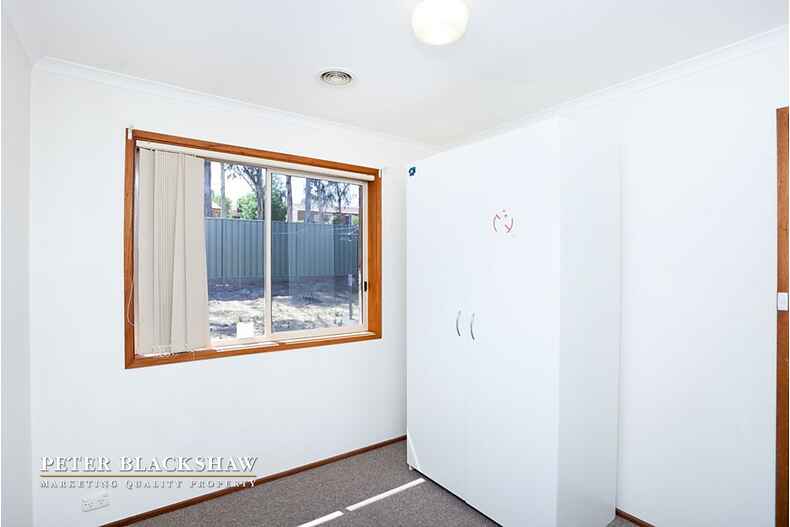 5/26 Christmas Street Theodore 5/26 Christmas Street Theodore