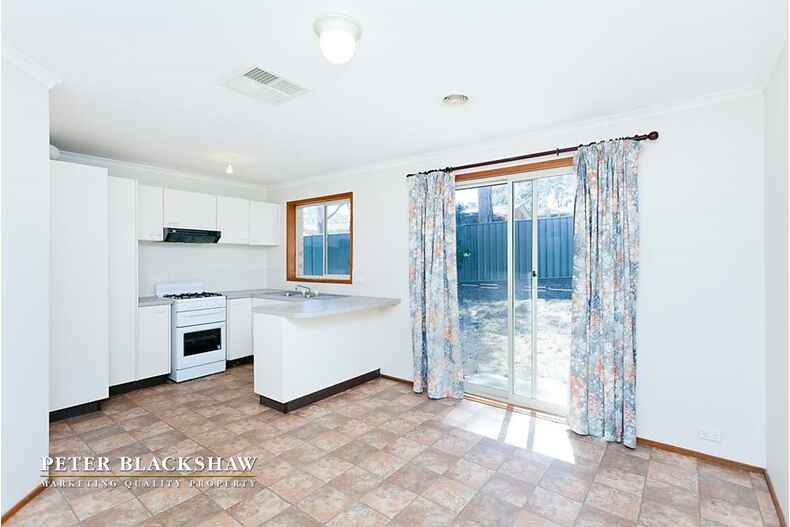 5/26 Christmas Street Theodore 5/26 Christmas Street Theodore