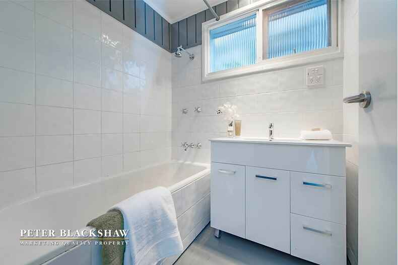 72 Monaro Crescent Red Hill