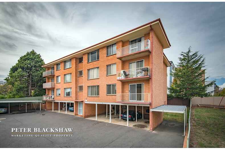 2/4 Velacia Place Queanbeyan