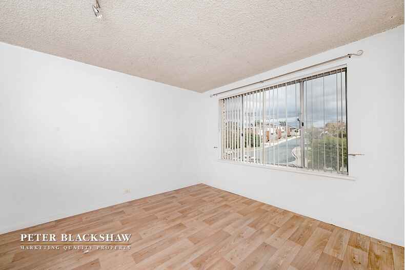 2/4 Velacia Place Queanbeyan