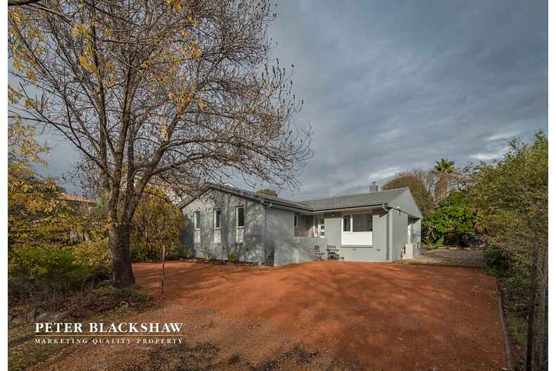 72 Monaro Crescent Red Hill