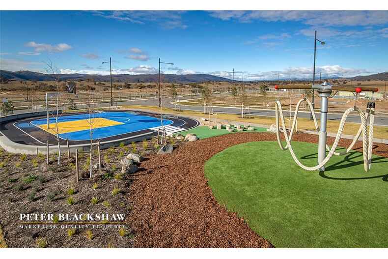 21 Duncan Loop Googong