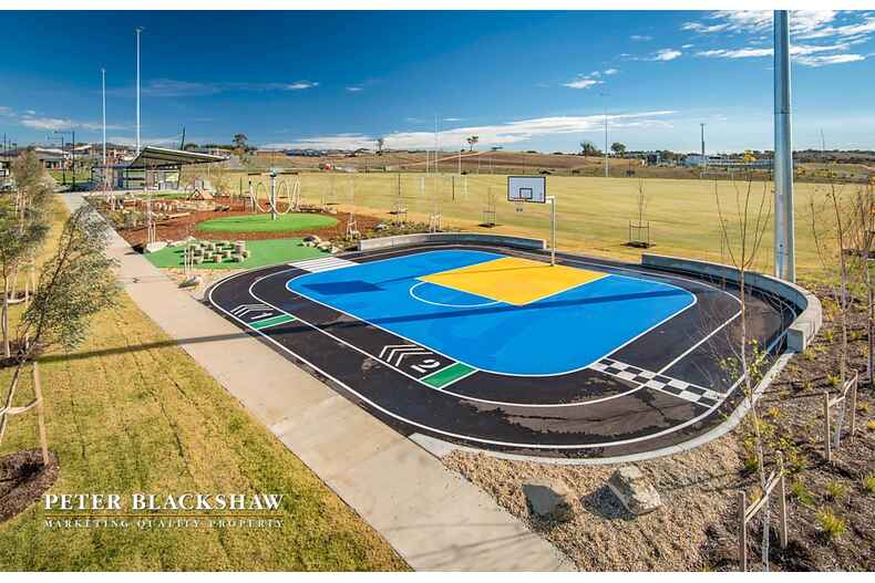 21 Duncan Loop Googong