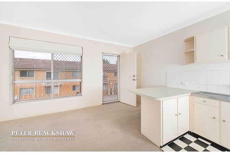 21/122 Henderson Road Queanbeyan