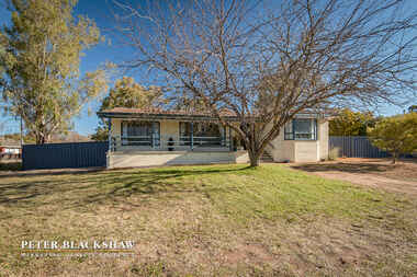 1 Dinnison Circuit Kambah